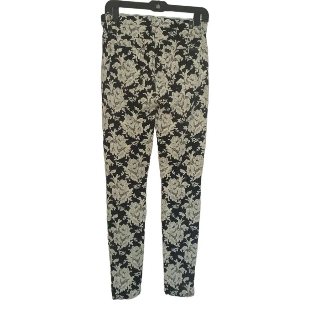 7 for all Mankind Black & White Floral Stretch Jean Leggings - Picture 4 of 13